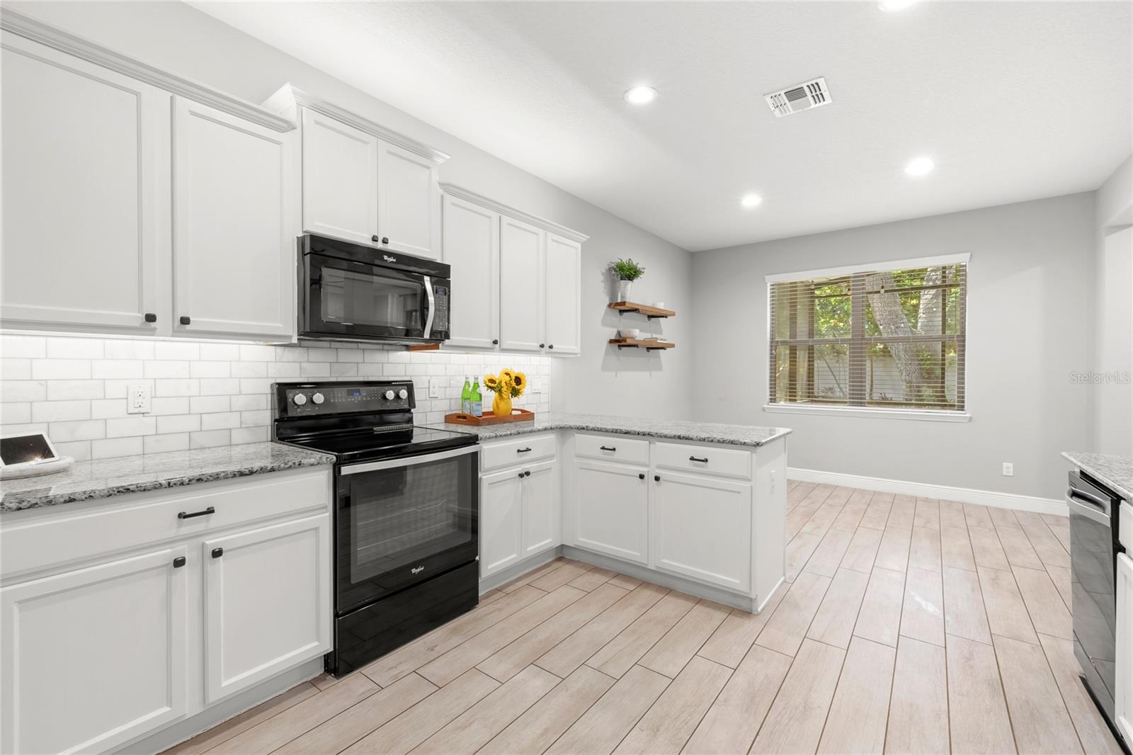 Image 9 of 34 For 457 Capron Ash Loop