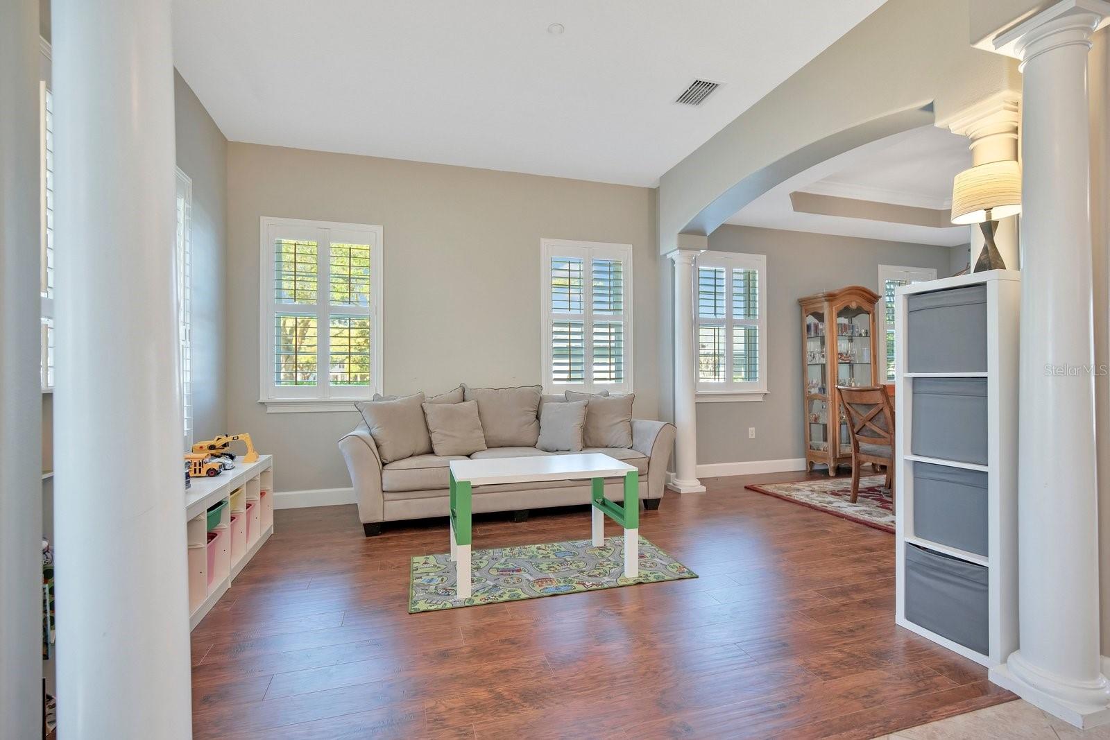 Image 6 of 59 For 9613 Pine Lily Street