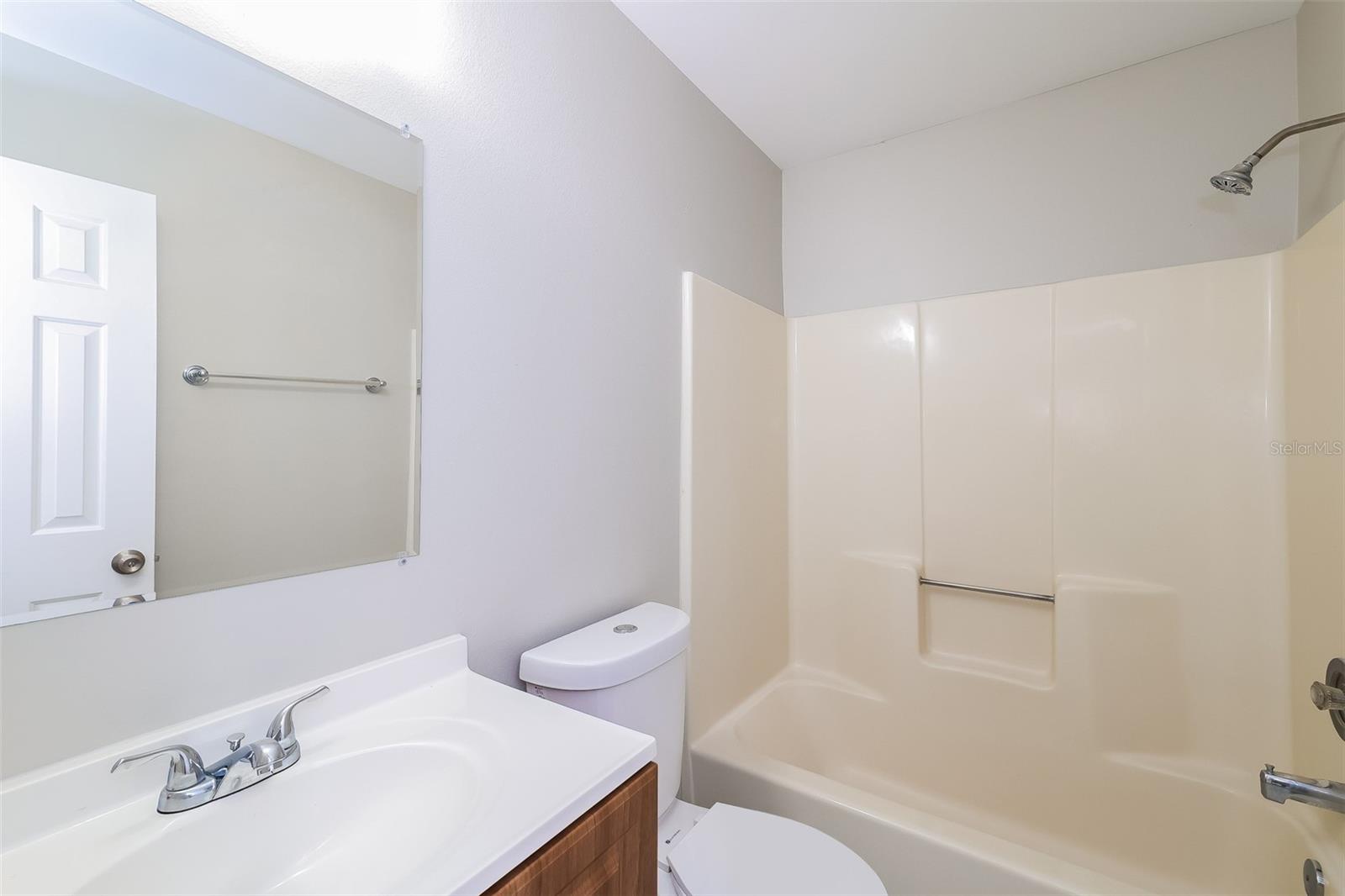 Image 12 of 16 For 657 Koala Court