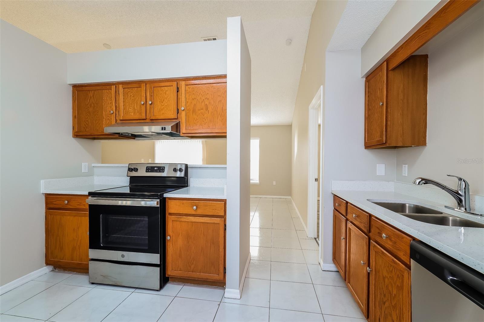 Image 6 of 16 For 657 Koala Court