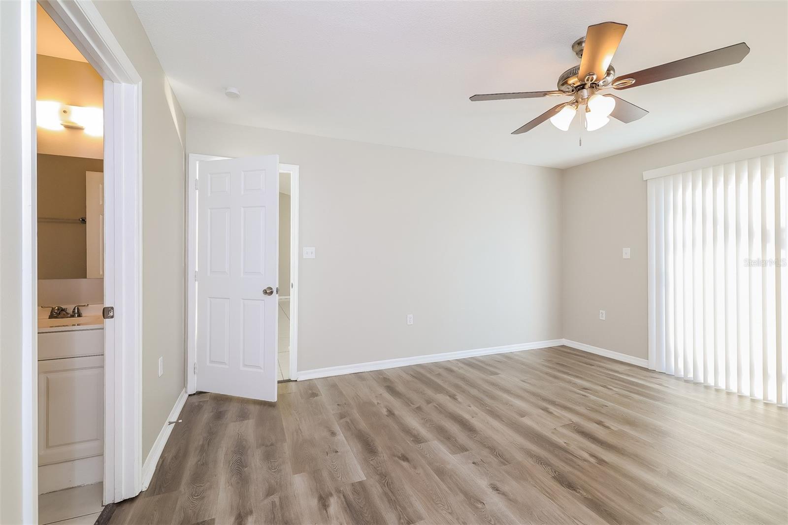 Image 7 of 16 For 657 Koala Court