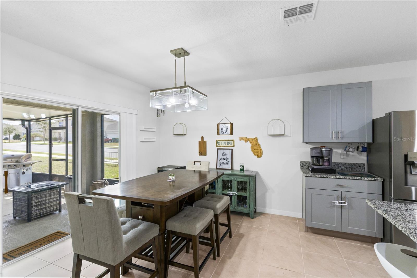 Image 6 of 32 For 452 Baroness Way