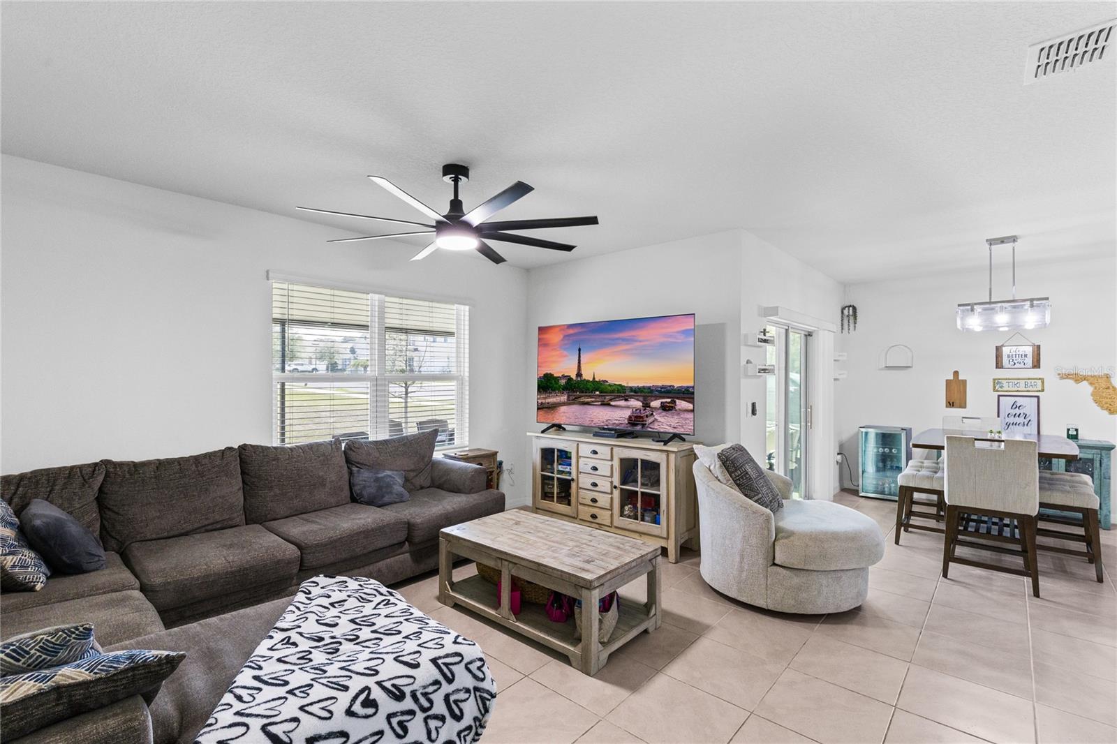 Image 8 of 32 For 452 Baroness Way