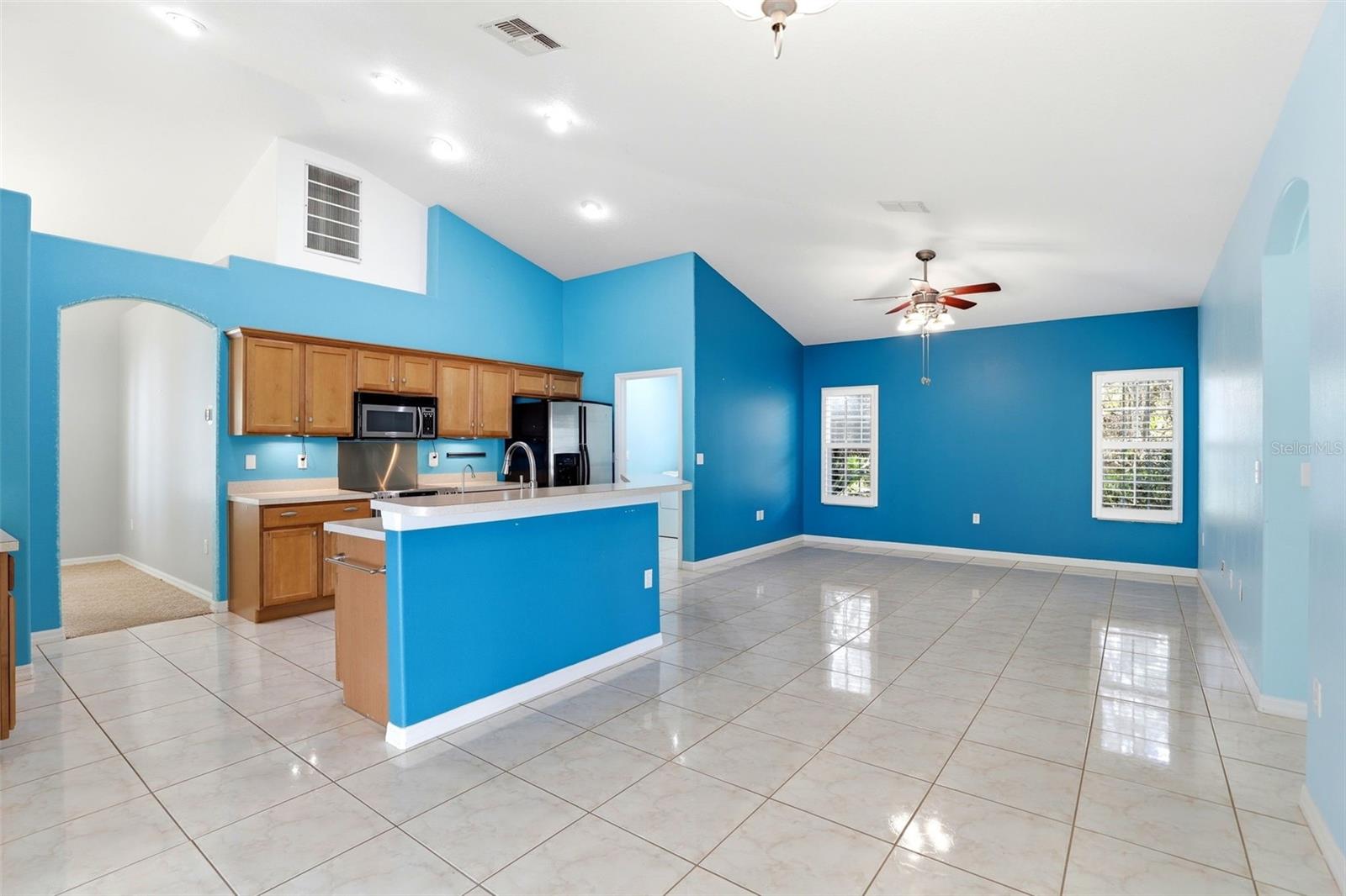 Image 16 of 42 For 2430 Heron Court