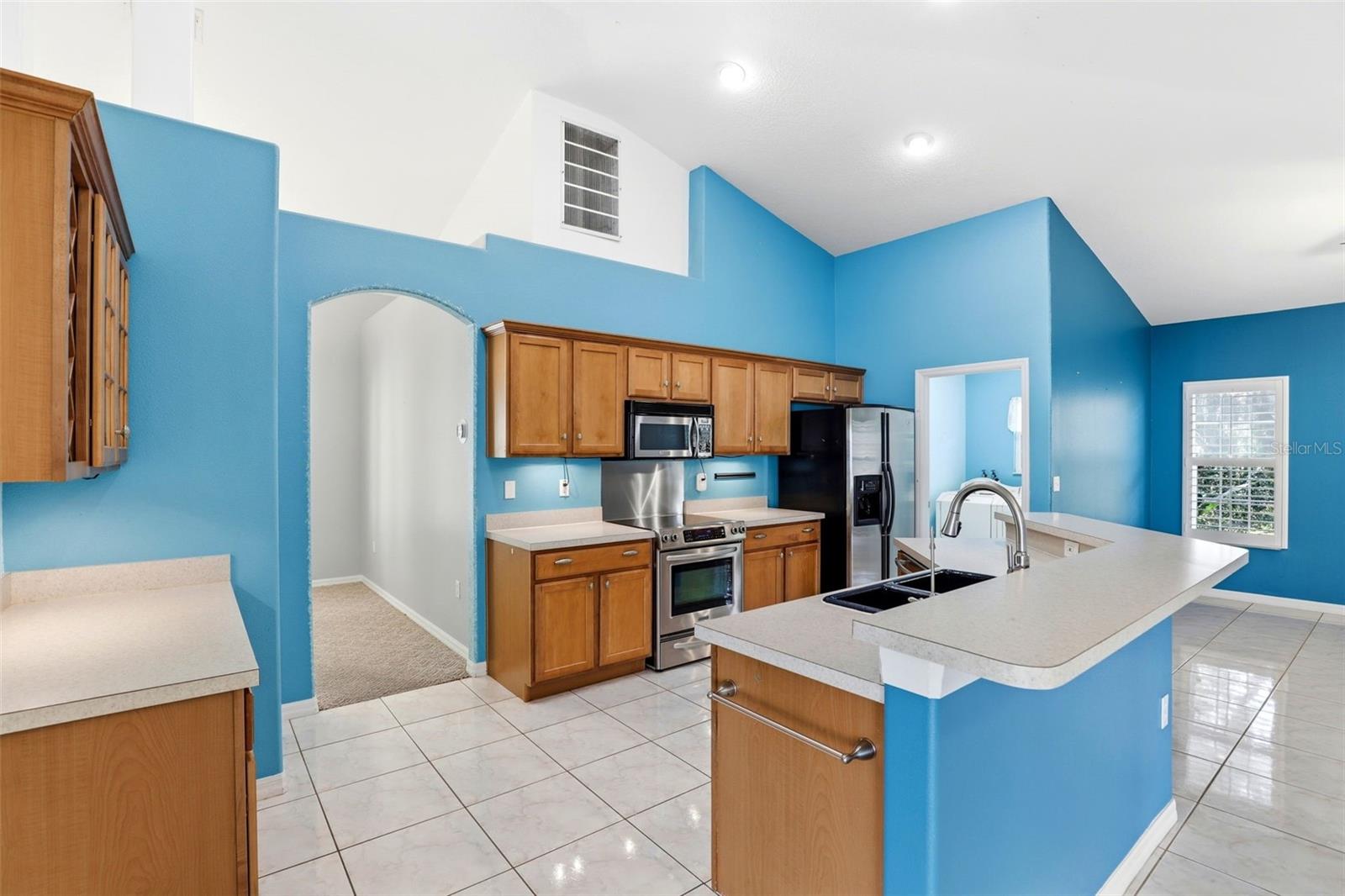 Image 17 of 42 For 2430 Heron Court