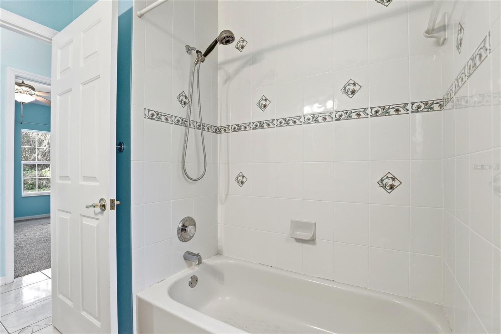 Image 29 of 42 For 2430 Heron Court