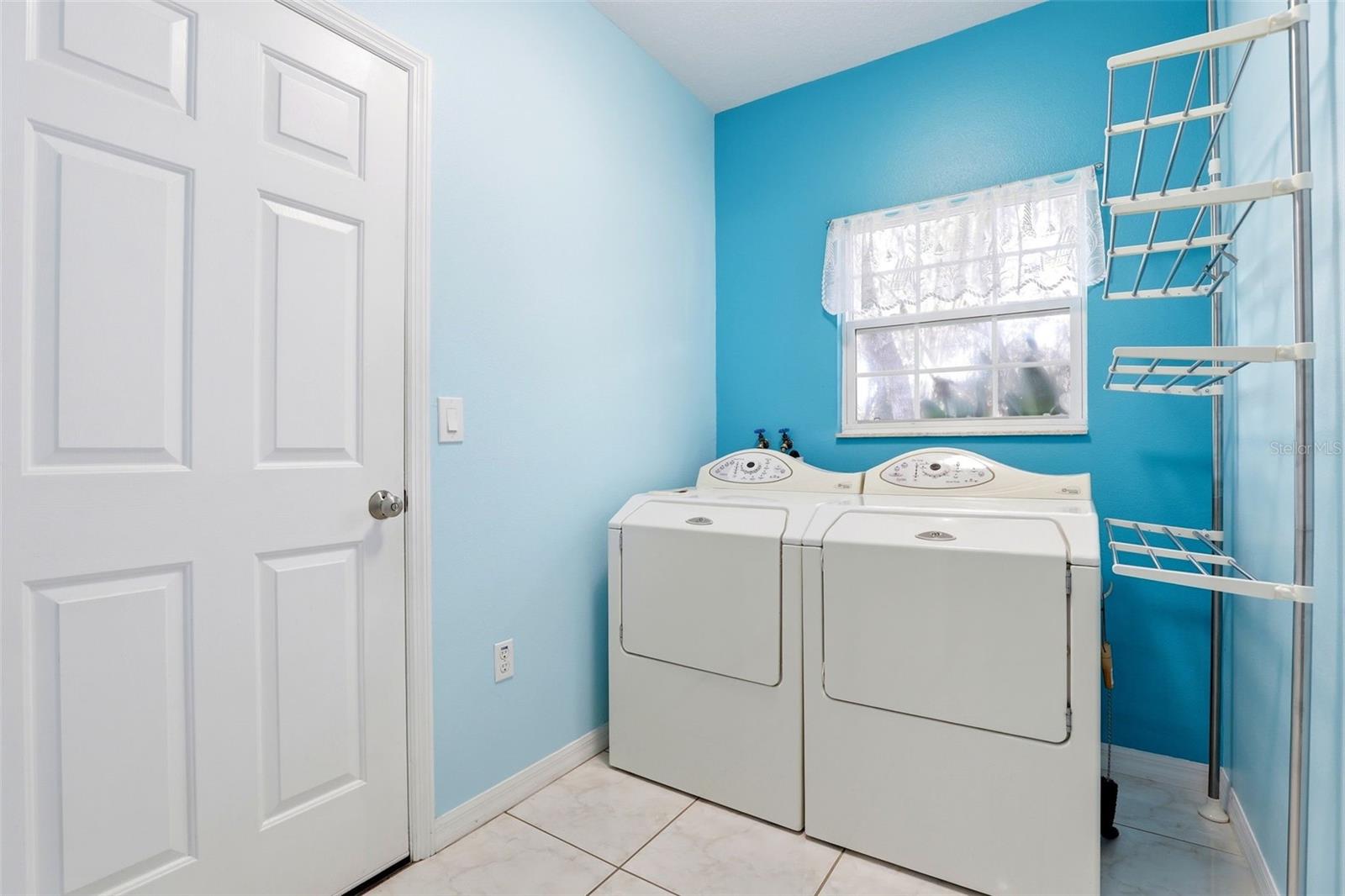 Image 31 of 42 For 2430 Heron Court