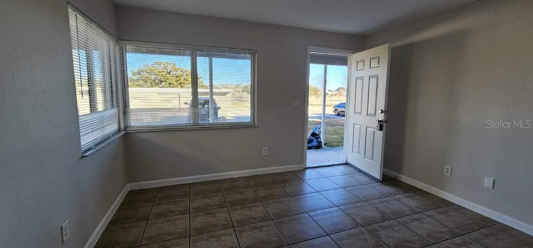 Image 2 of 13 For 800 Fiske Boulevard 708