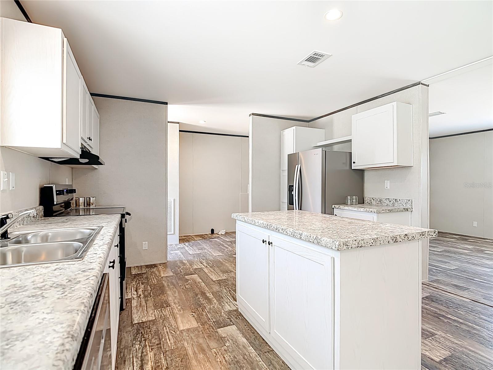 Image 17 of 51 For 7768 Mandy Place