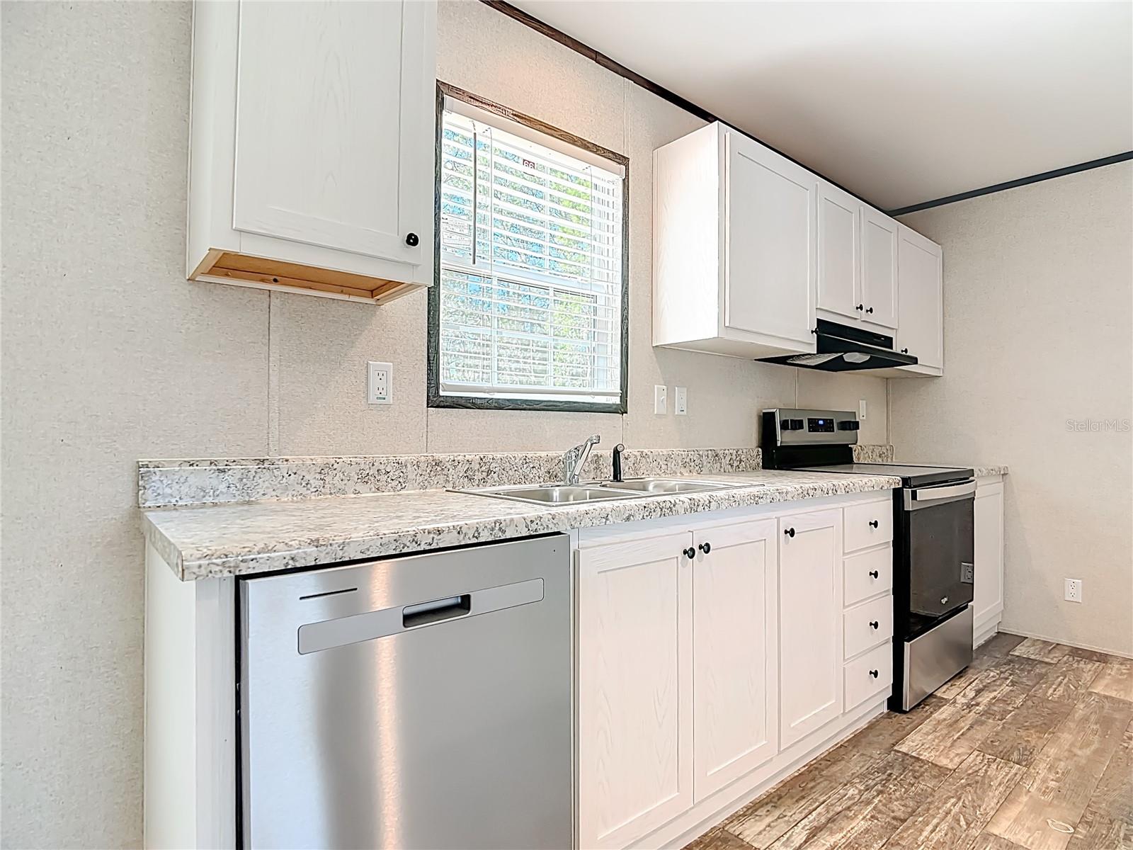 Image 18 of 51 For 7768 Mandy Place