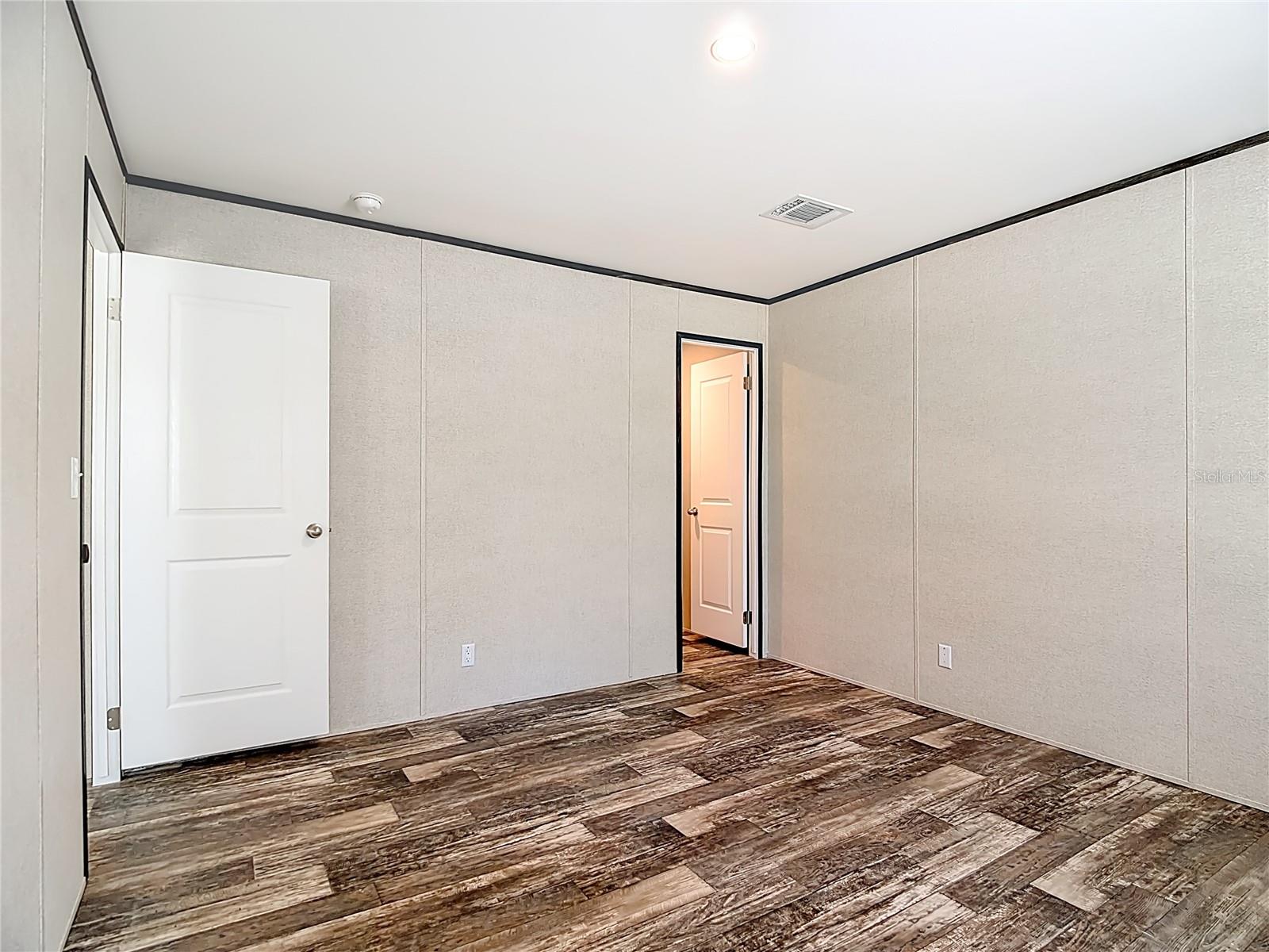 Image 35 of 51 For 7768 Mandy Place