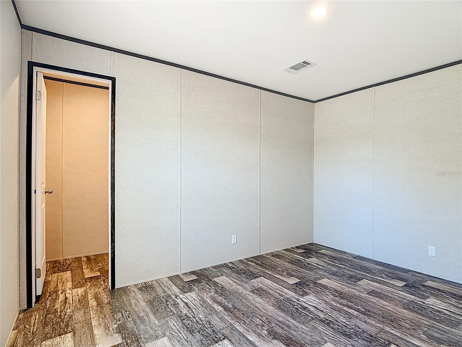 Image 39 of 51 For 7768 Mandy Place