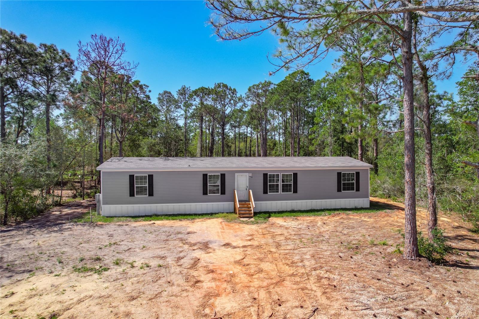 Image 6 of 51 For 7768 Mandy Place