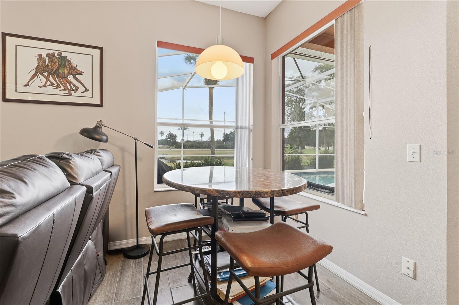 Image 10 of 39 For 204 Golf Course Parkway