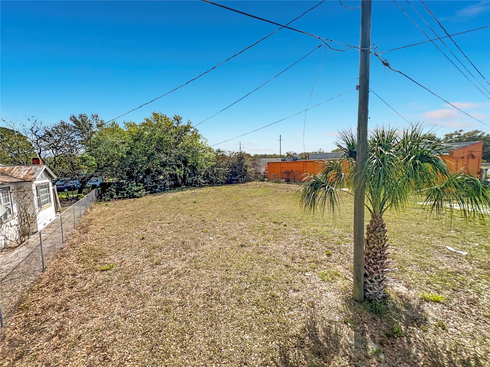 Image 5 of 9 For 2471 Greenway Street