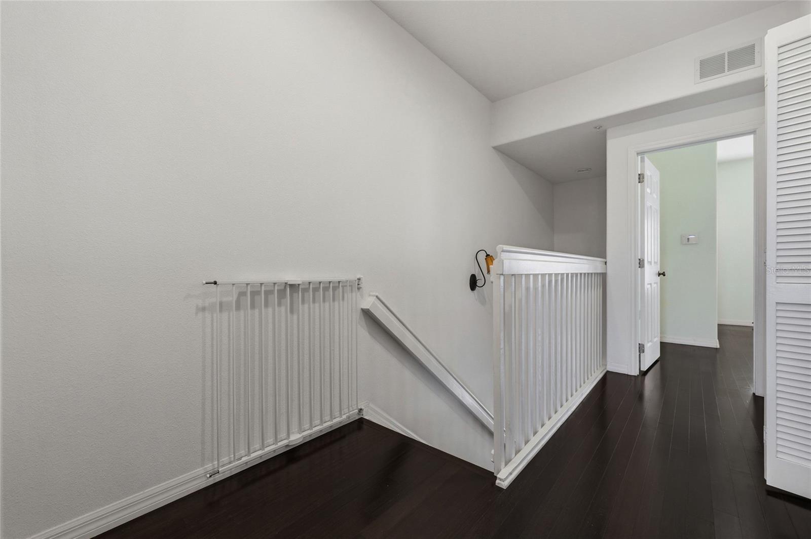 Image 21 of 30 For 1353 Chatfield Place