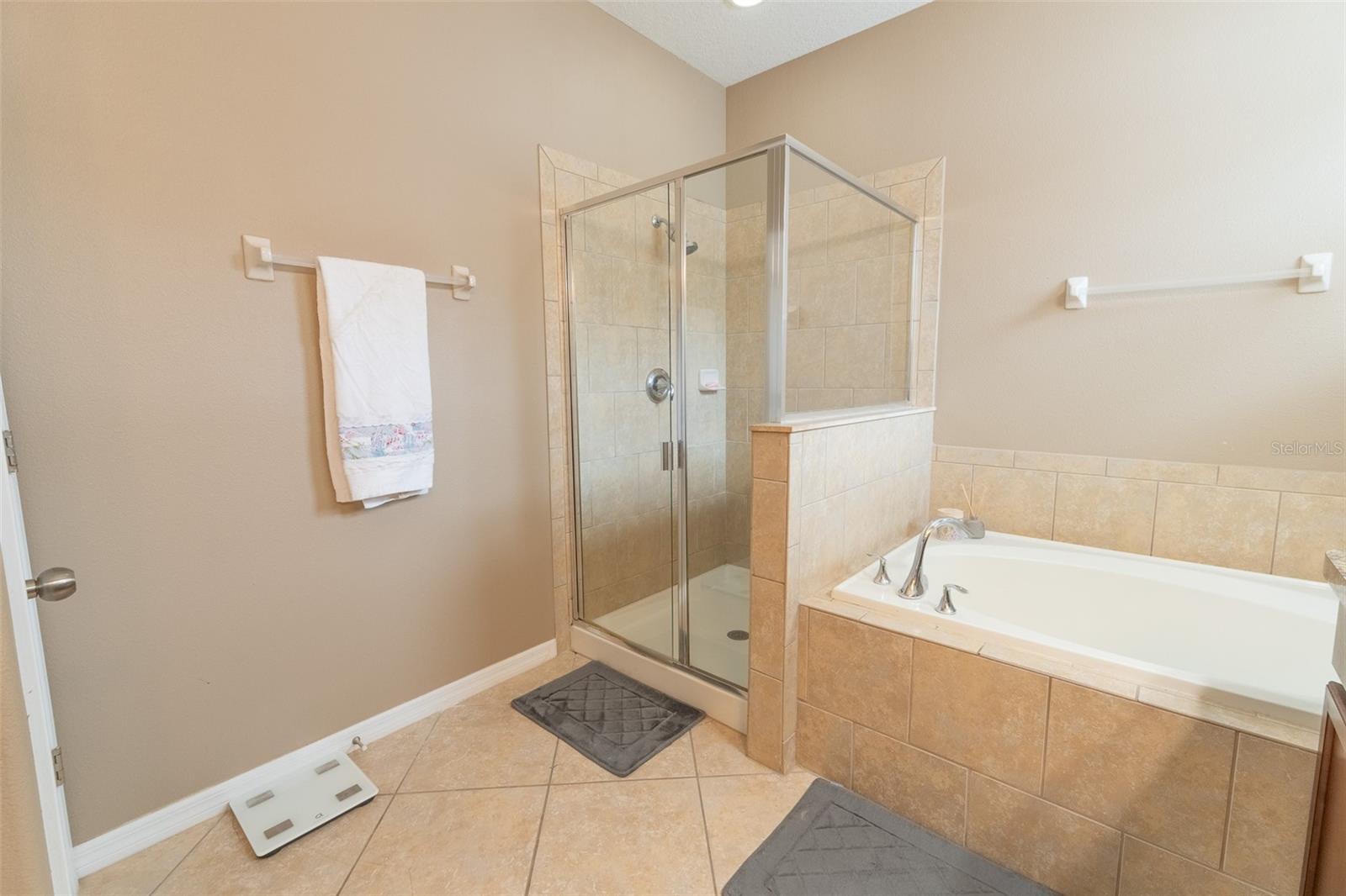 Image 14 of 29 For 2230 Romanum Drive