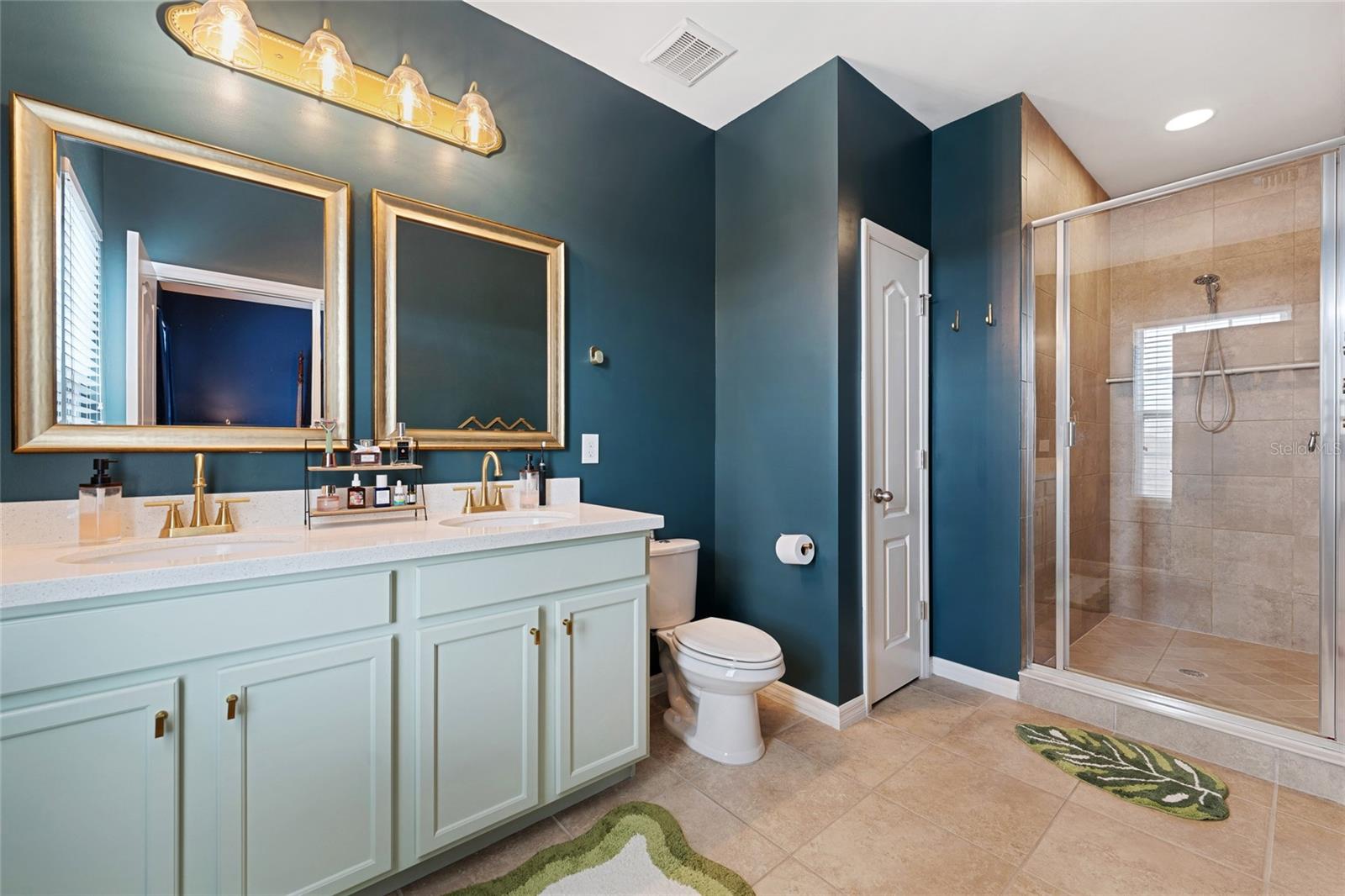 Image 13 of 19 For 11854 Water Run Alley