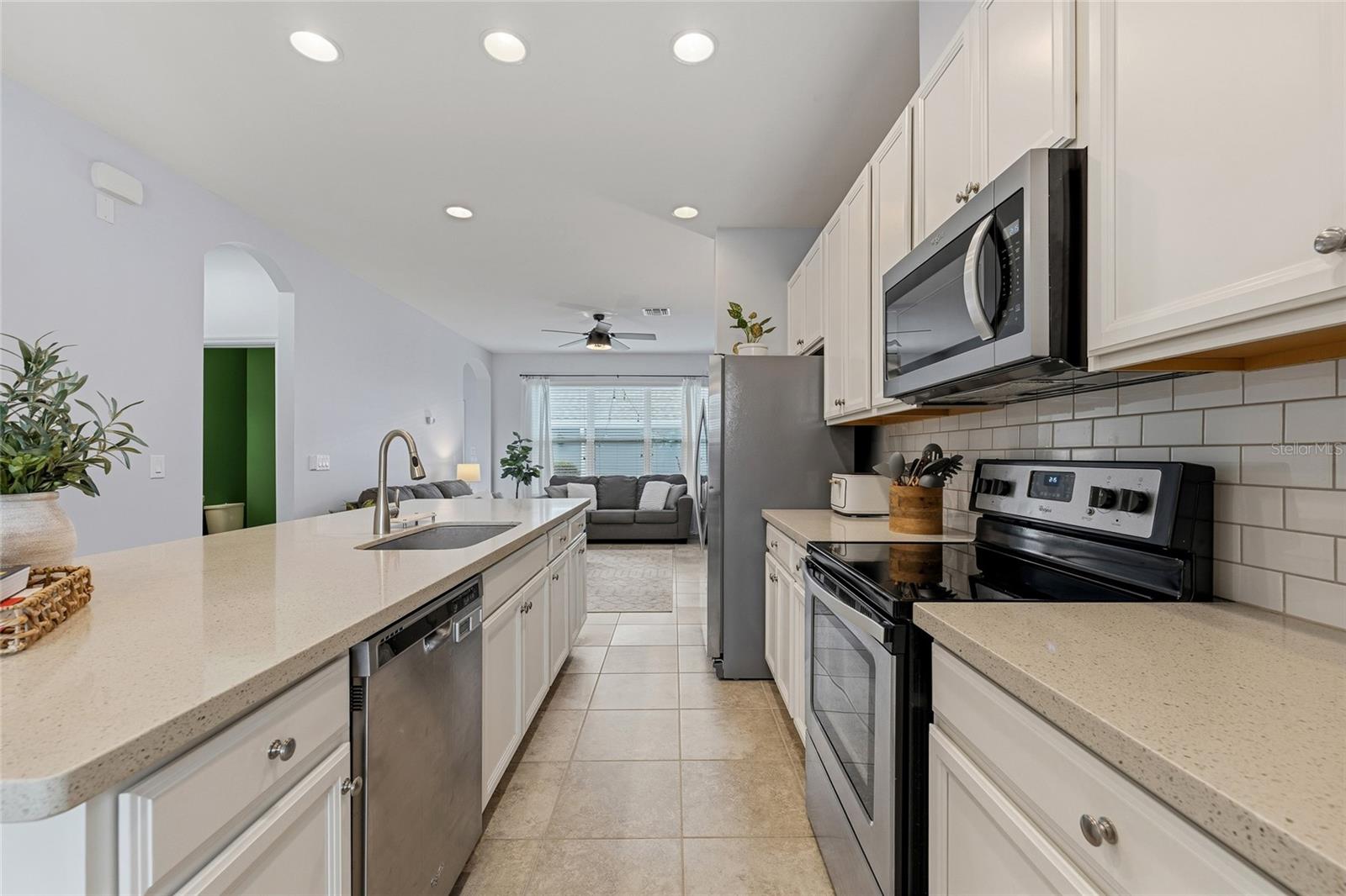 Image 2 of 19 For 11854 Water Run Alley