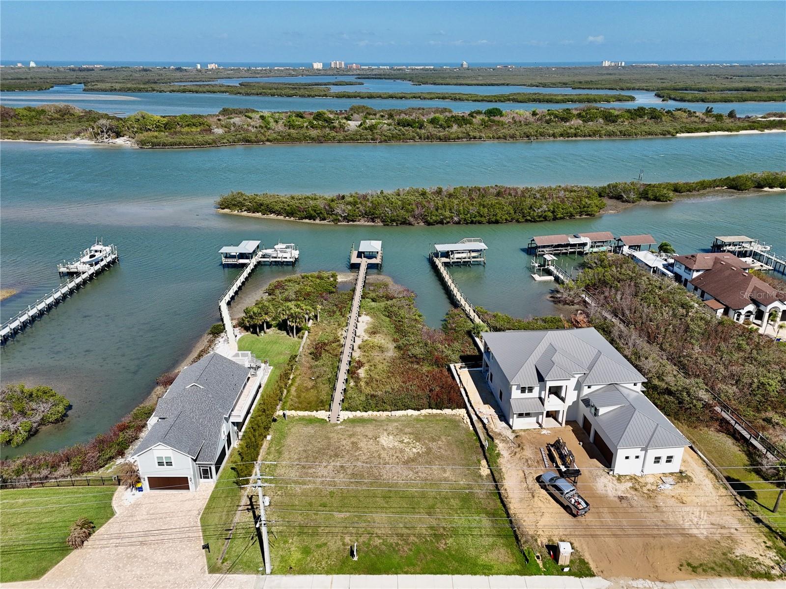 Image 9 of 18 For 211 Riverside Drive