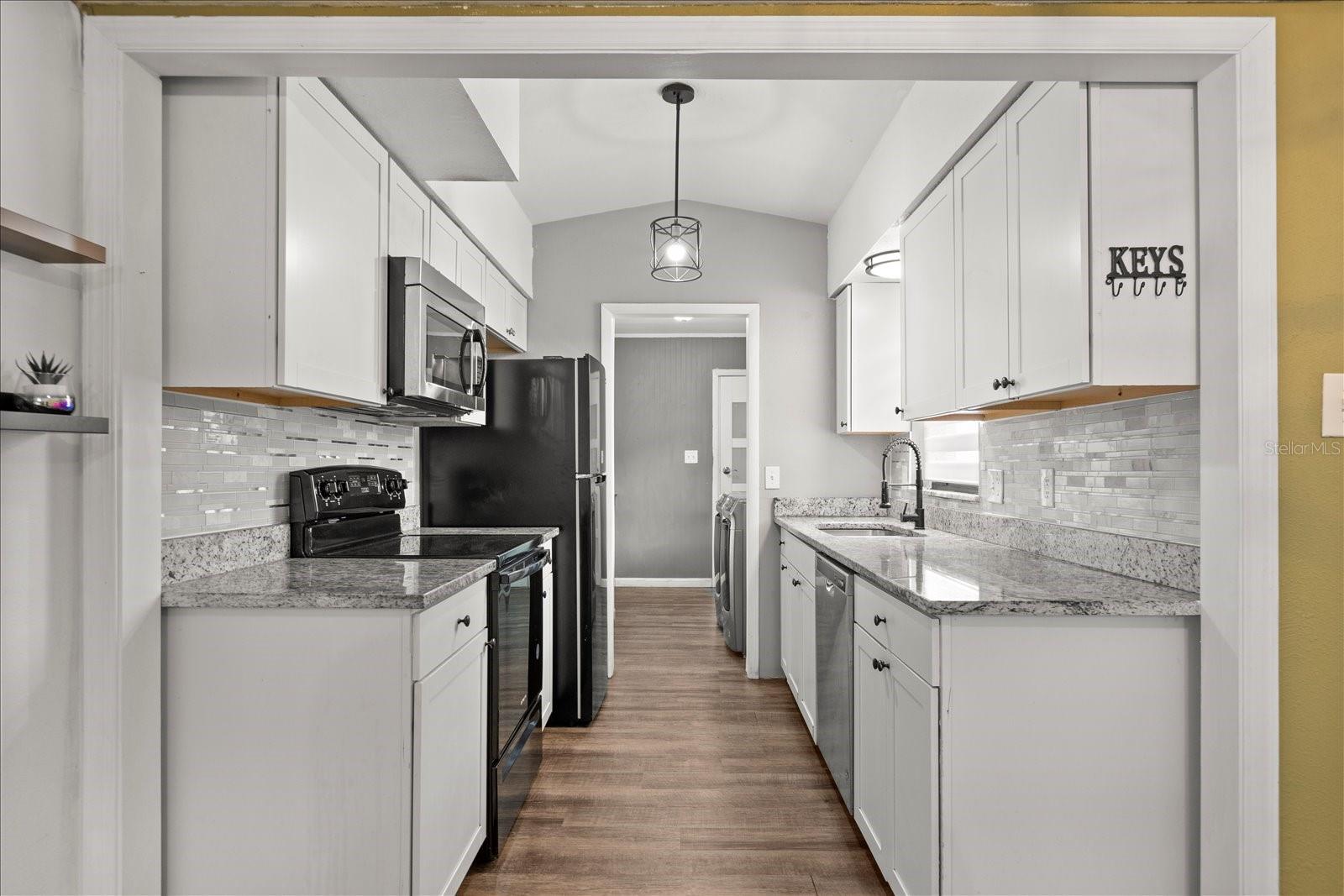 Image 7 of 28 For 3117 Joyann Street