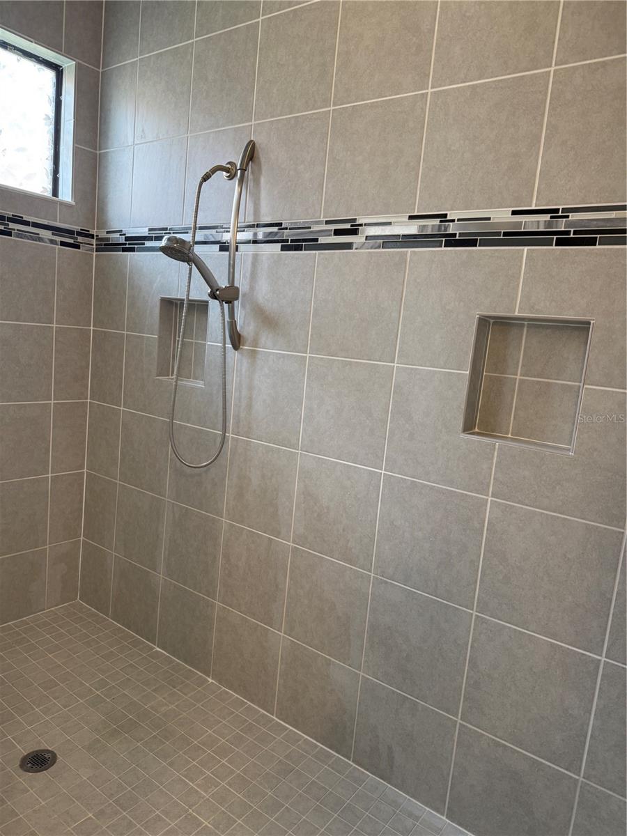 Image 17 of 27 For 4156 Foxhound Drive