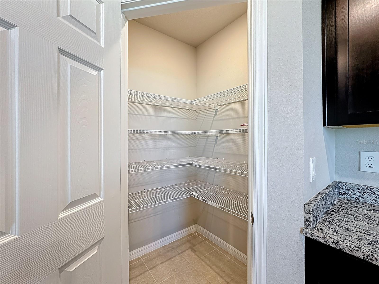 Image 17 of 47 For 5251 Meredrew Lane