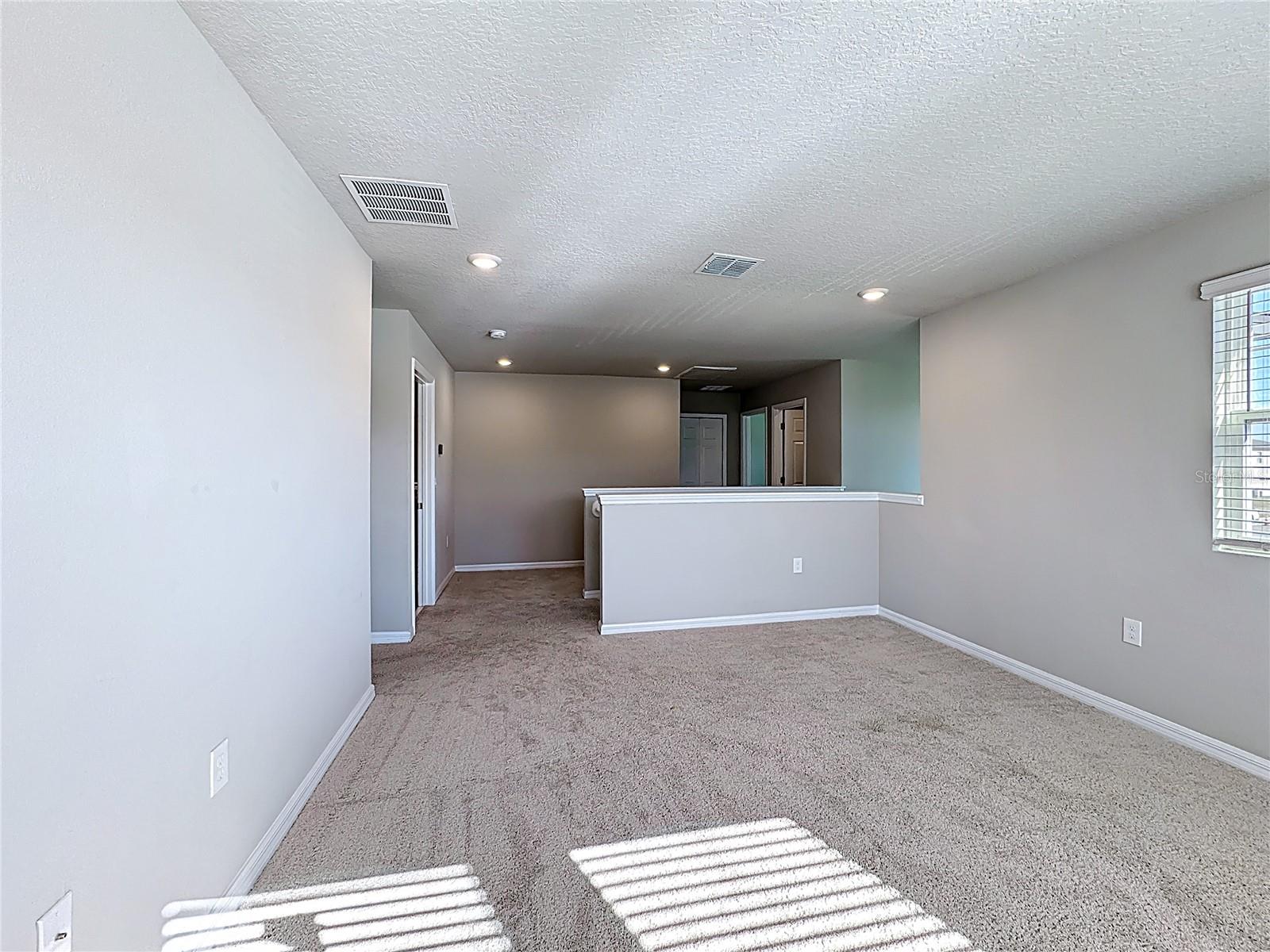 Image 18 of 47 For 5251 Meredrew Lane