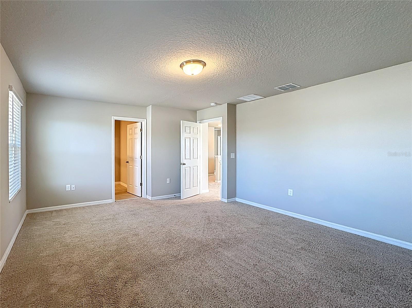 Image 26 of 47 For 5251 Meredrew Lane