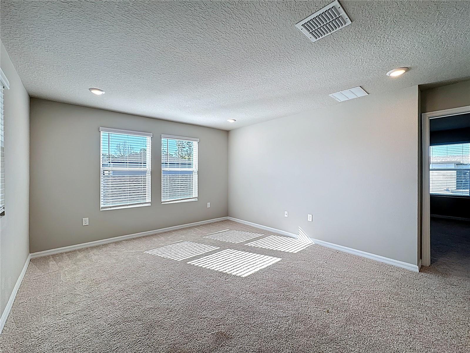 Image 34 of 47 For 5251 Meredrew Lane