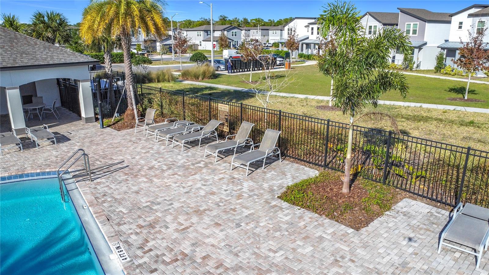 Image 46 of 47 For 5251 Meredrew Lane