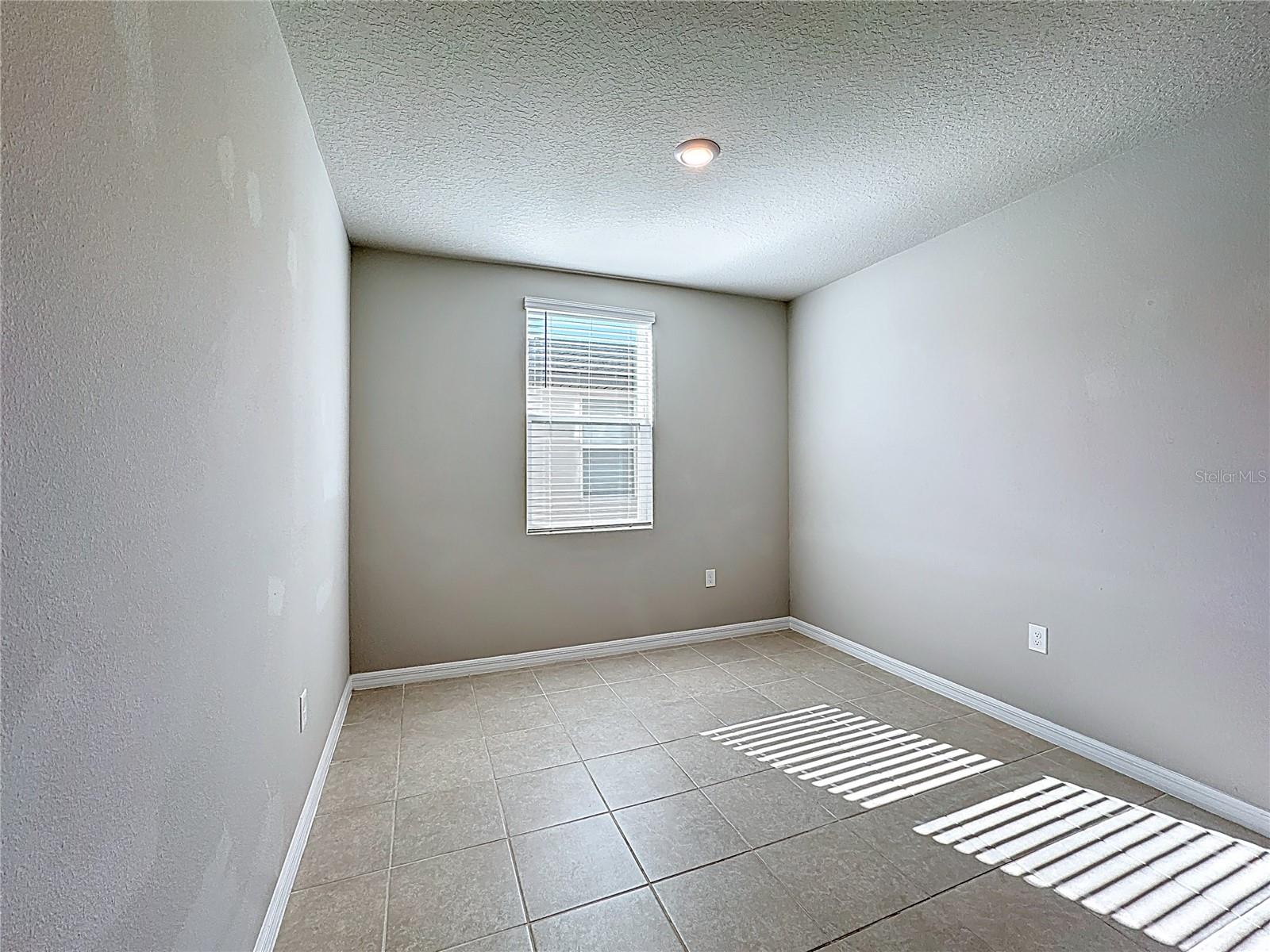 Image 5 of 47 For 5251 Meredrew Lane