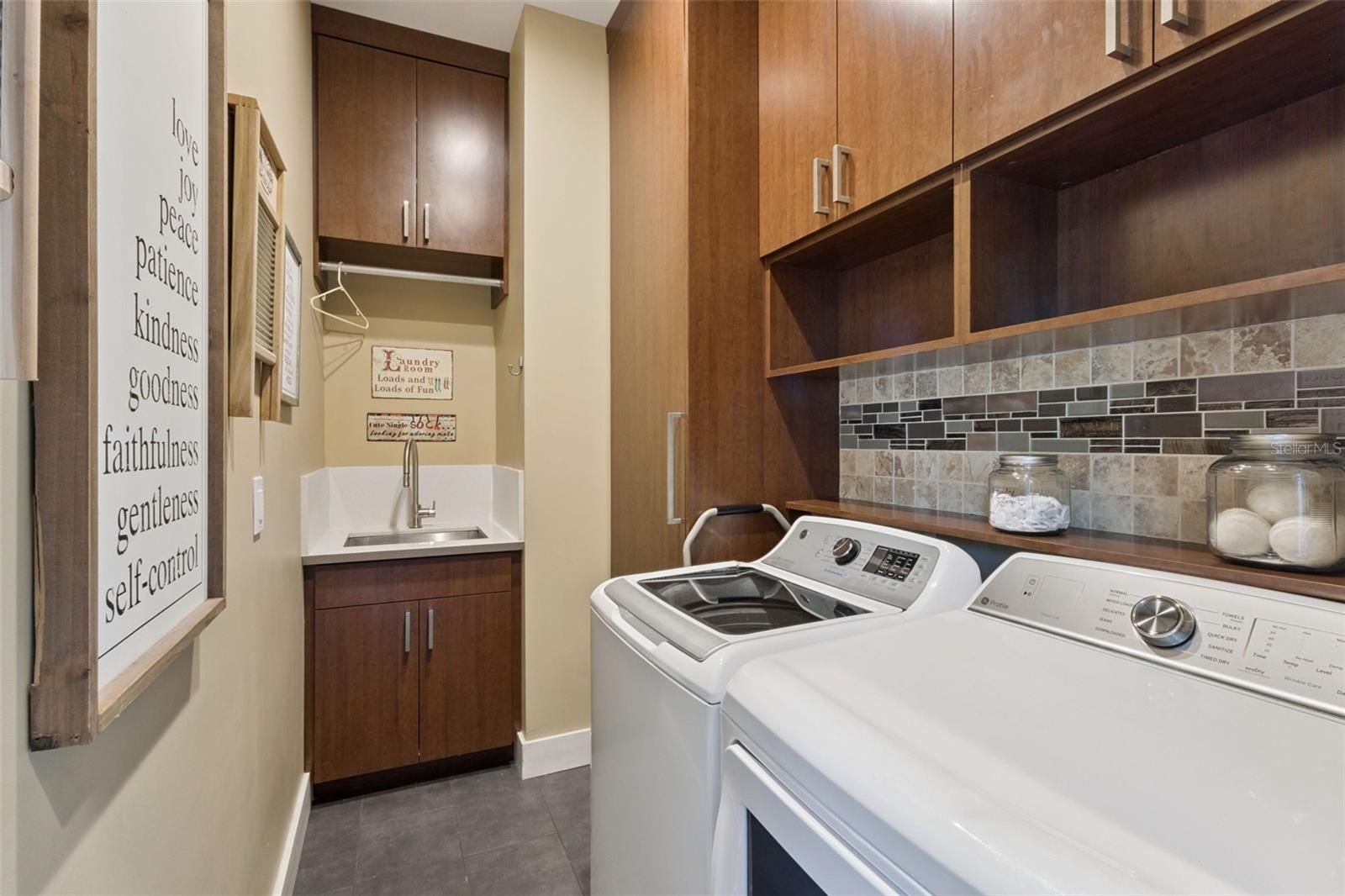 Image 10 of 33 For 15503 Trotting Horse Lane