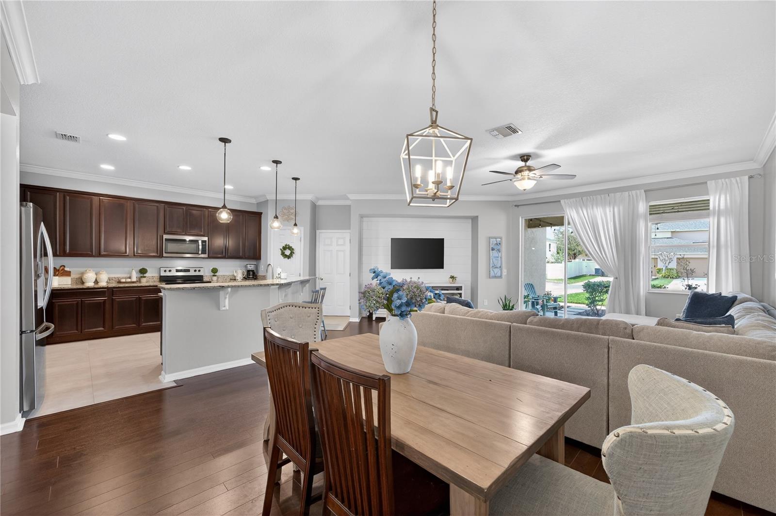 Image 7 of 36 For 2443 Lacerta Drive