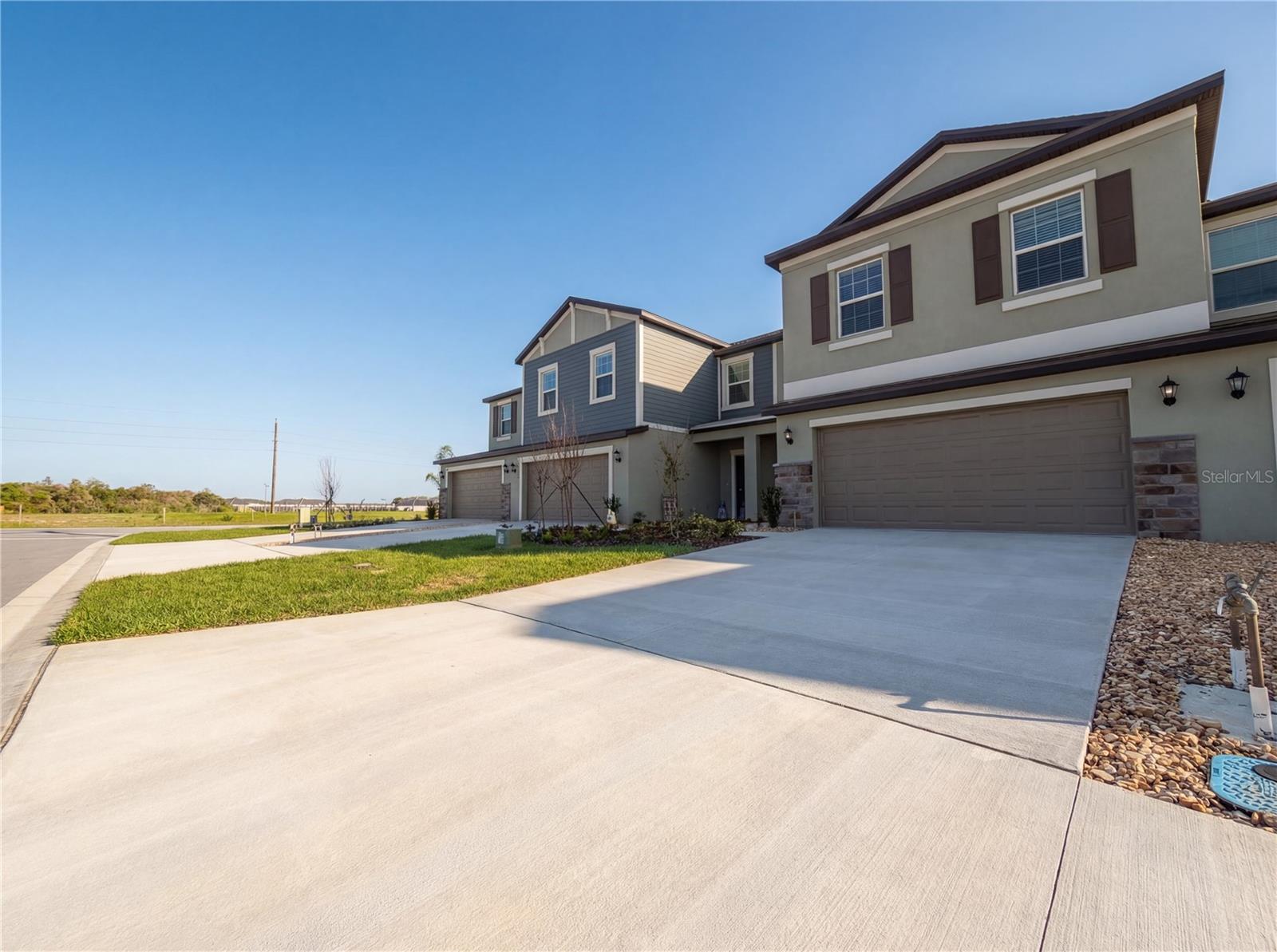 Image 6 of 30 For 8751 Salty Sands Street