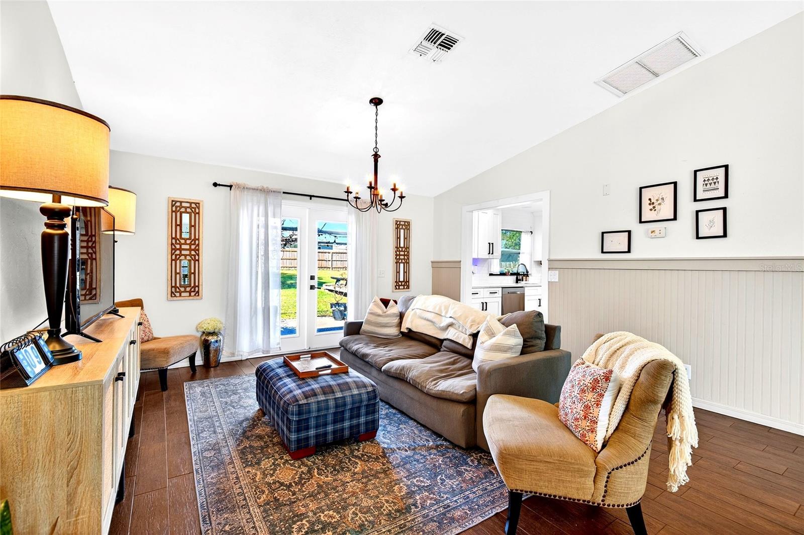 Image 13 of 43 For 4390 2nd Court