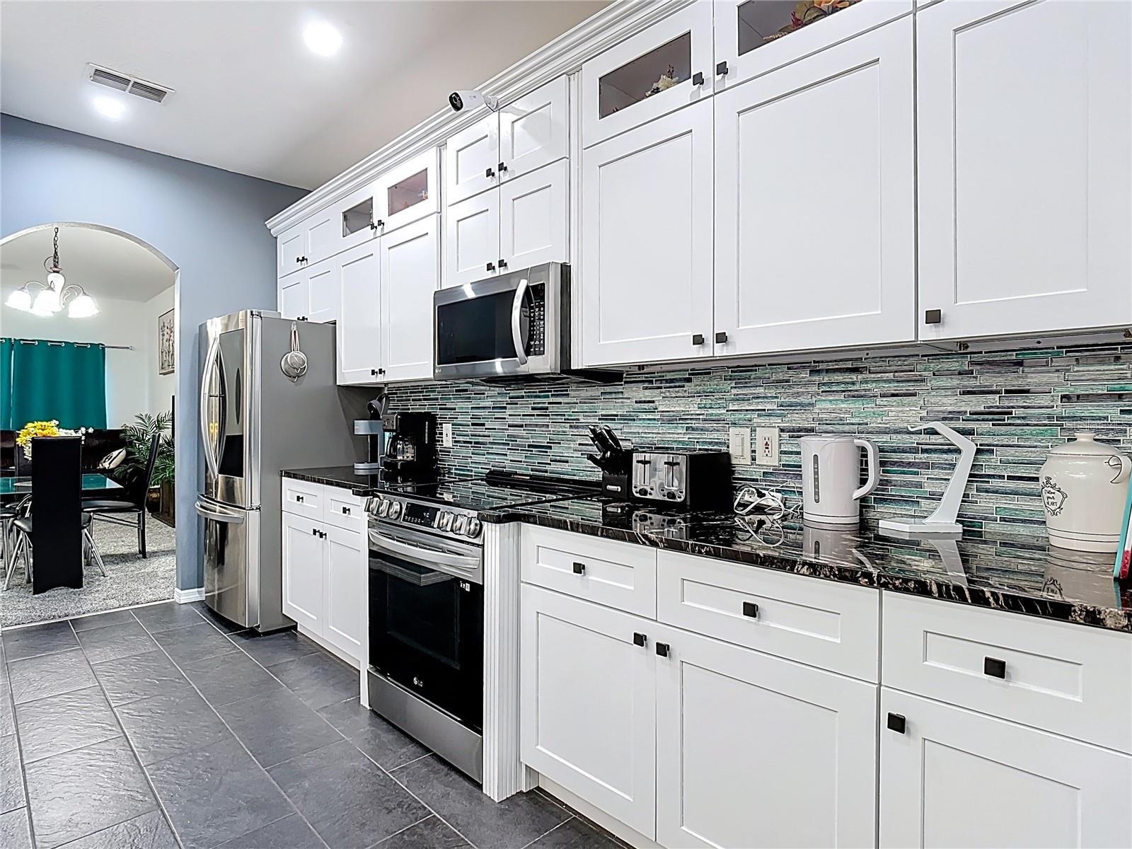 Image 18 of 88 For 4608 Cumbrian Lakes Drive