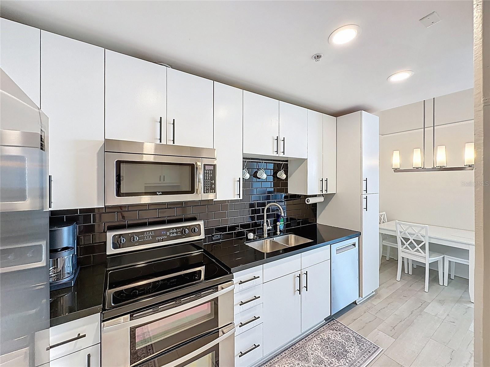 Image 14 of 32 For 155 Court Avenue 1911