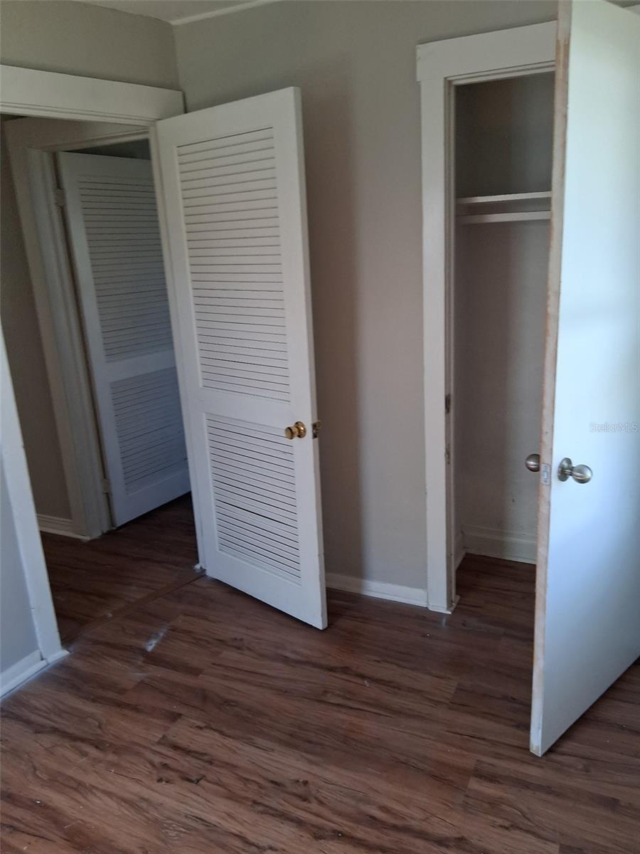 Image 7 of 8 For 204 Maine Avenue