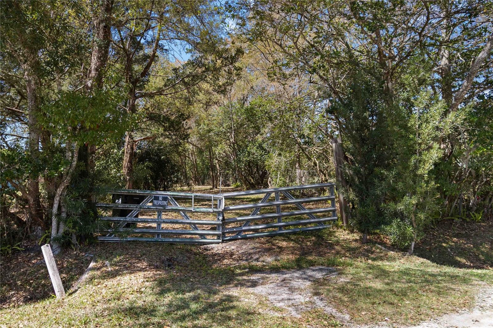 Image 14 of 14 For 2700 Aein Road