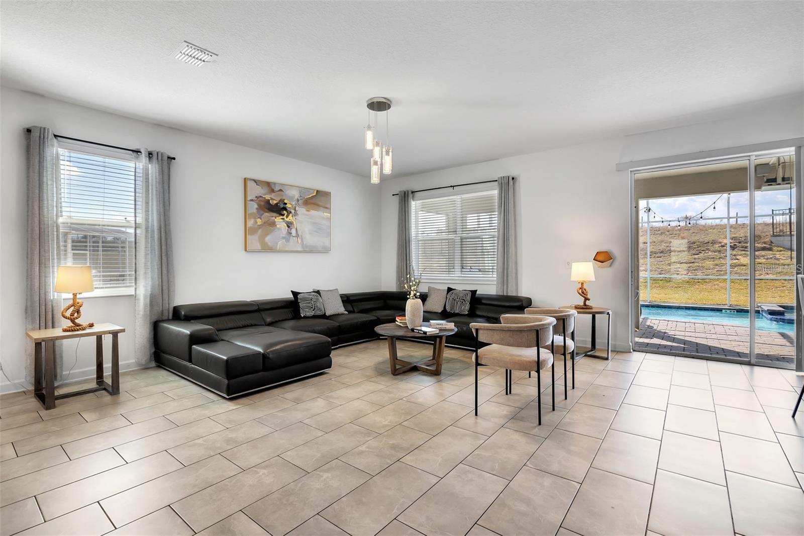 Image 11 of 62 For 9084 Sommerset Hills Drive