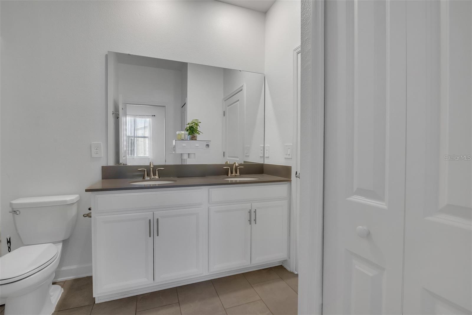 Image 20 of 62 For 9084 Sommerset Hills Drive