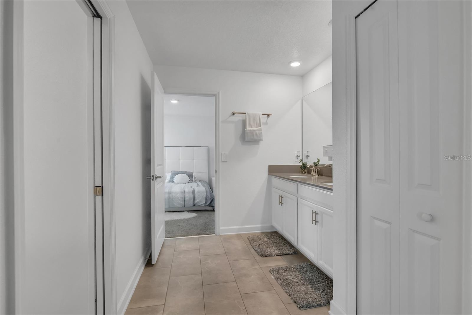 Image 34 of 62 For 9084 Sommerset Hills Drive