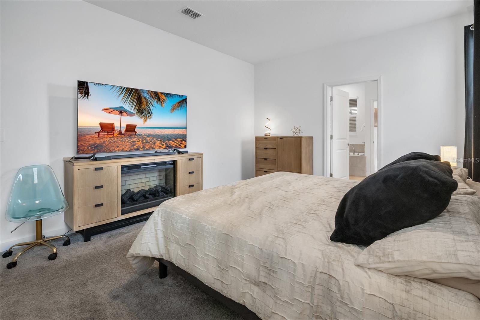 Image 35 of 62 For 9084 Sommerset Hills Drive