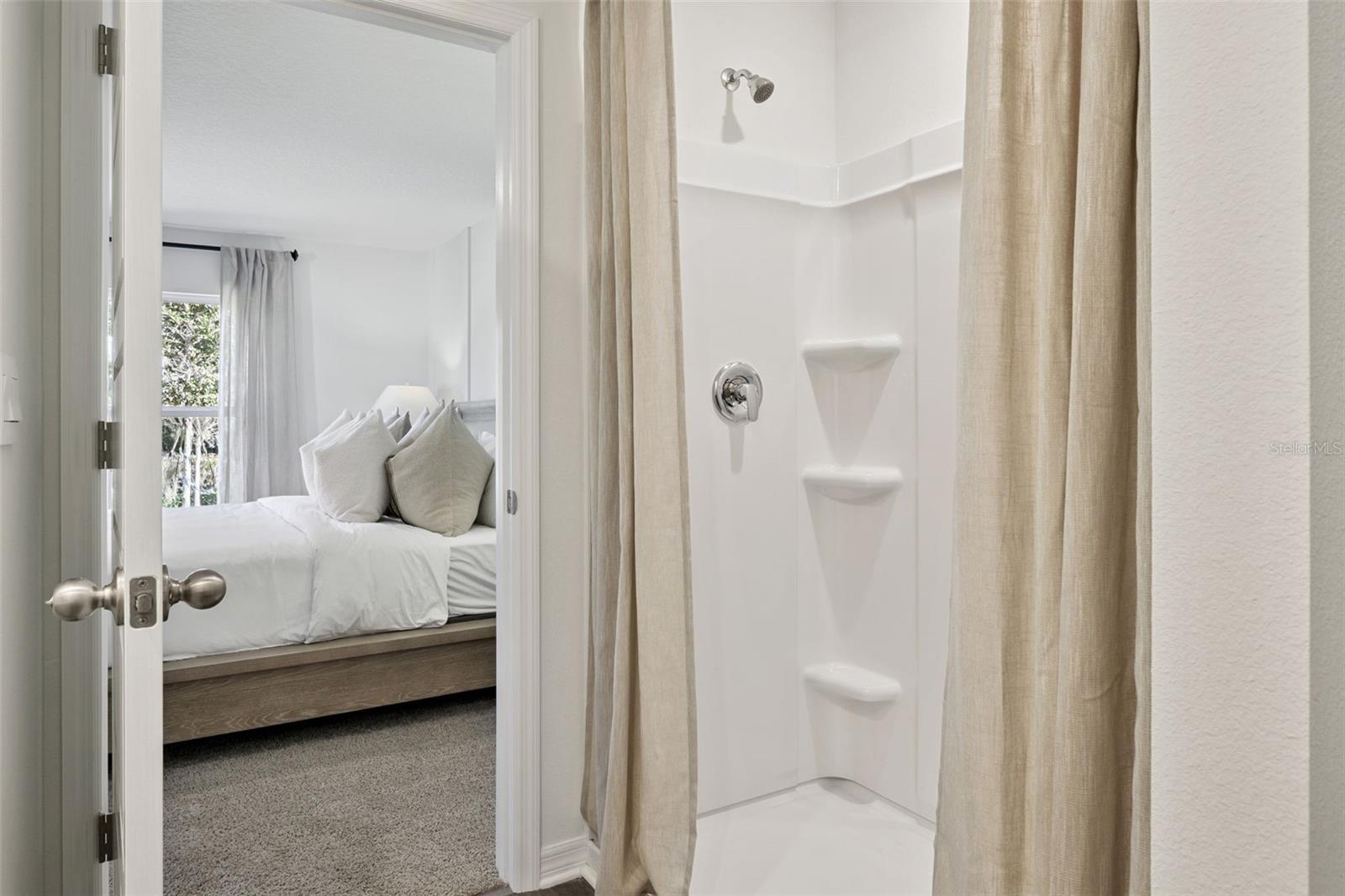 Image 24 of 29 For 1393 June Lake Loop