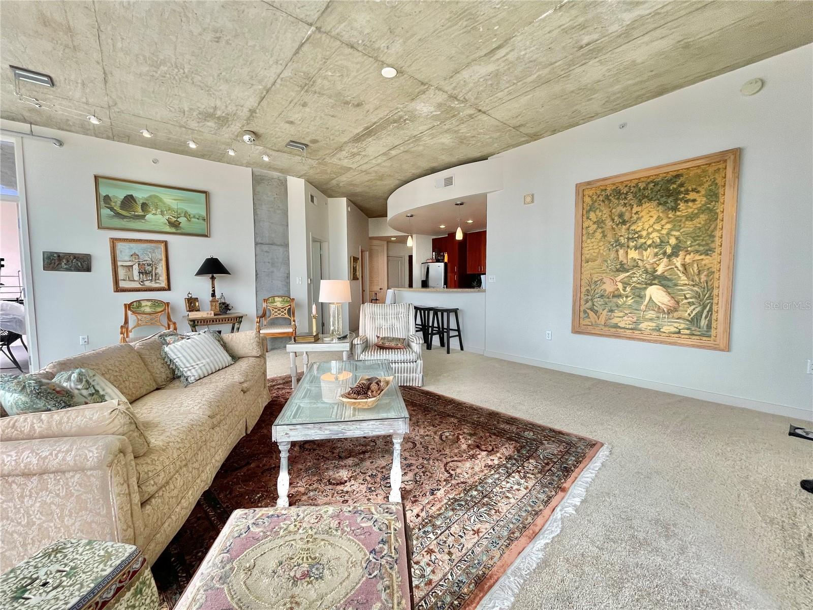 Image 9 of 39 For 155 Court Avenue 2016