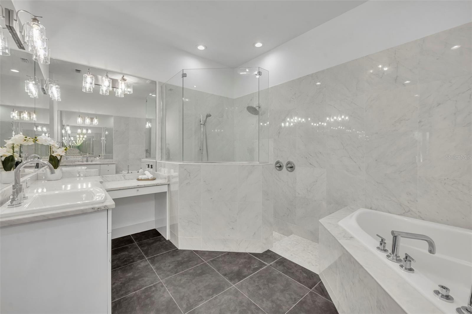 Image 21 of 57 For 501 Henkel Circle