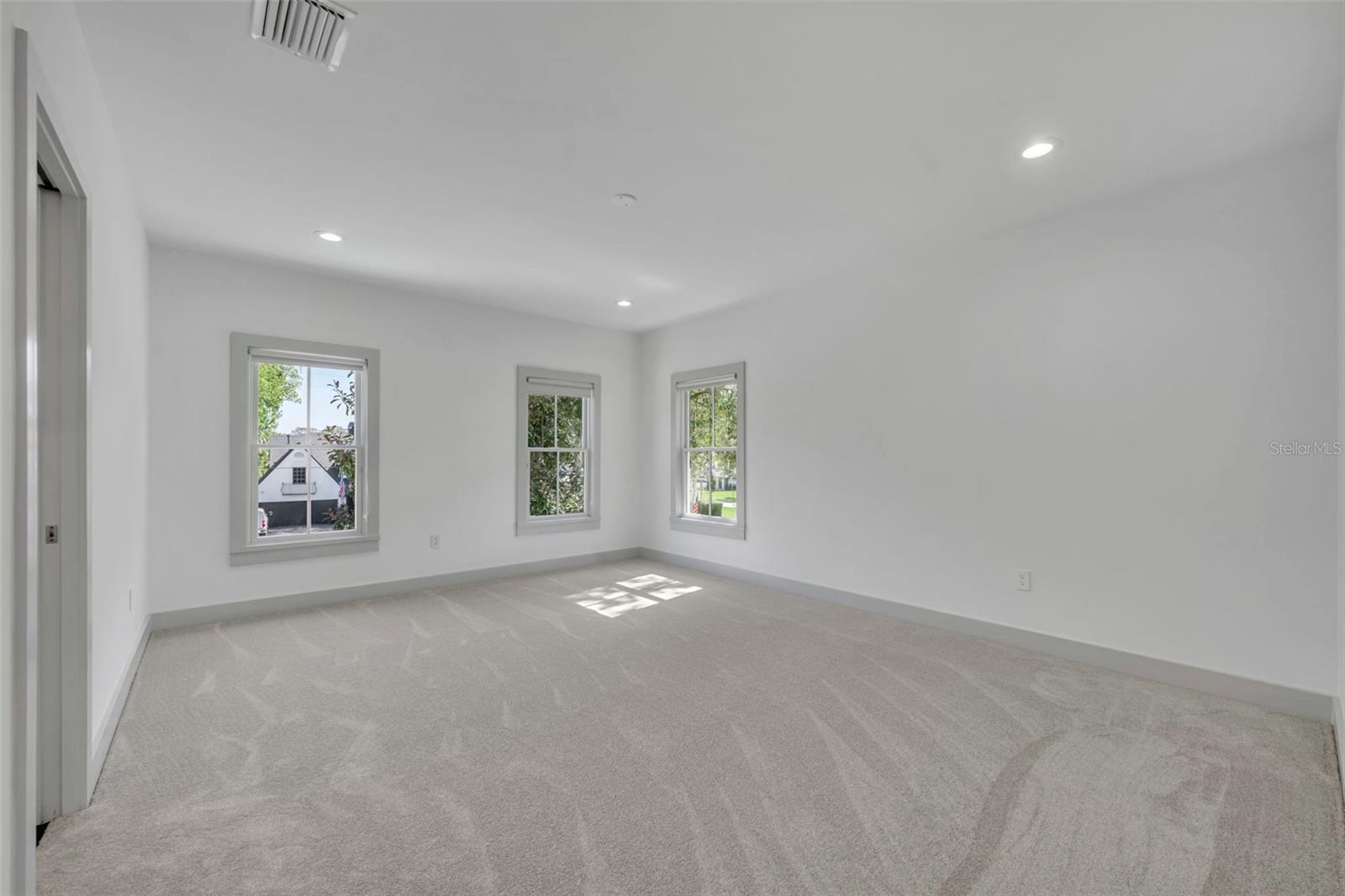 Image 28 of 57 For 501 Henkel Circle