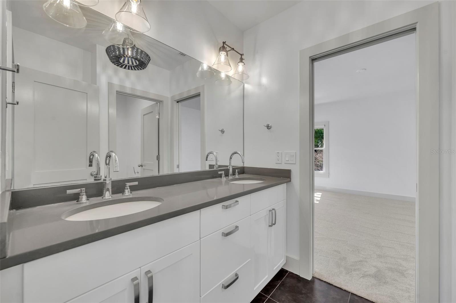 Image 29 of 57 For 501 Henkel Circle