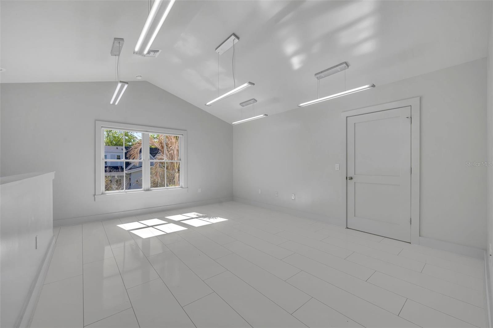 Image 36 of 57 For 501 Henkel Circle